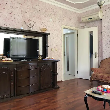 Happy Apartment